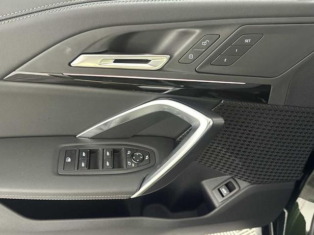 Photo of 2025 San Remo Green Metallic BMW X1