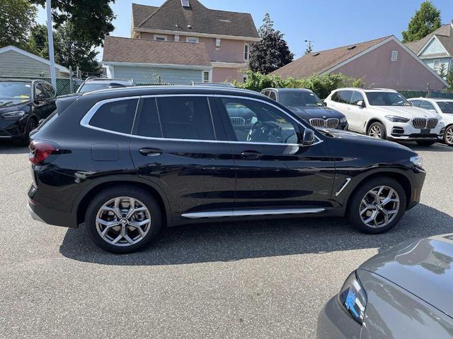 Photo of 2023 Black Sapphire Metallic BMW X3