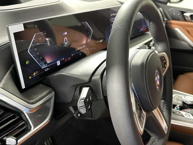 Photo of 2026 Tanzanite Blue II Metallic BMW X5 PHEV