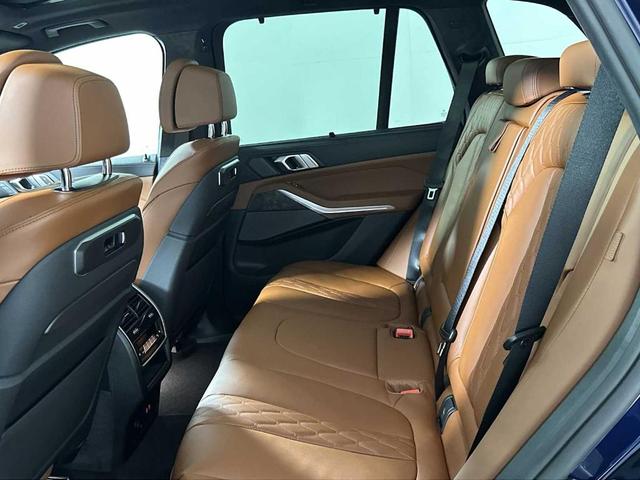 Photo of 2026 Tanzanite Blue II Metallic BMW X5 PHEV
