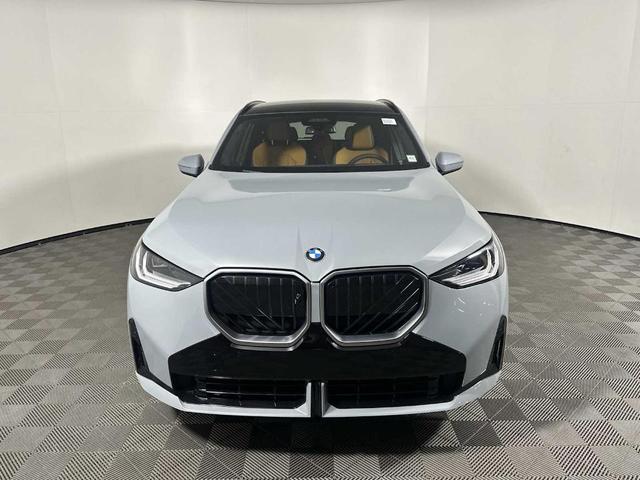 Photo of 2025 Gray Metallic BMW X3