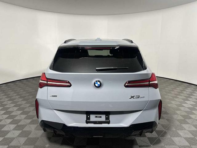 Photo of 2025 Gray Metallic BMW X3