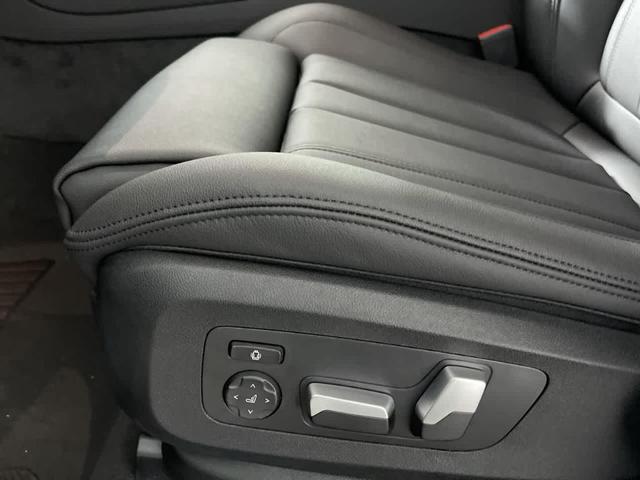 Photo of 2022 Metallic BMW X5