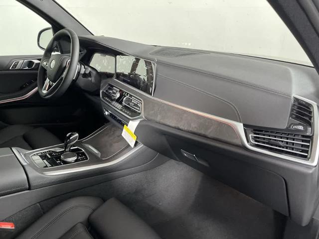 Photo of 2022 Metallic BMW X5