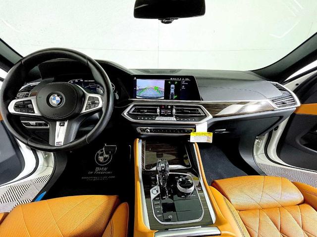 Photo of 2023 Alpine White BMW X6