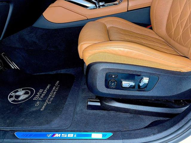 Photo of 2023 Alpine White BMW X6