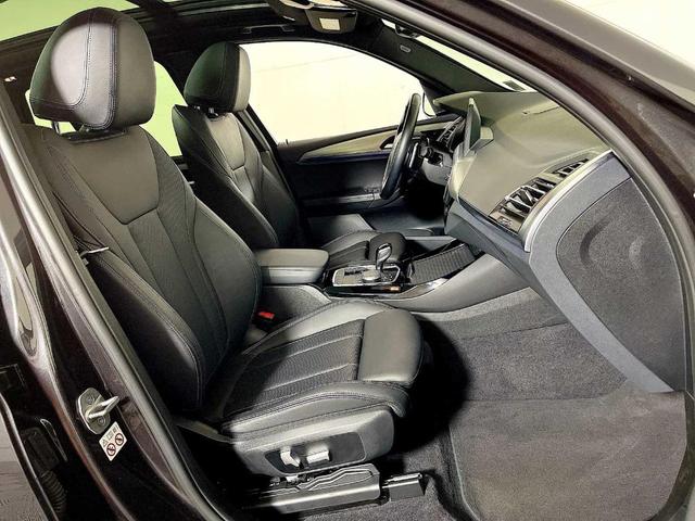 Photo of 2022 Dark Graphite Metallic BMW X3