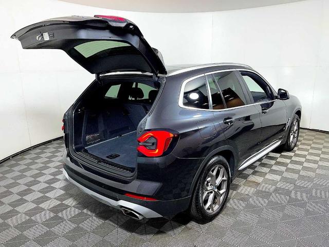 Photo of 2022 Dark Graphite Metallic BMW X3