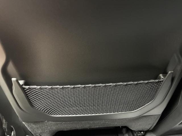 Photo of 2025 Metallic Jeep Grand Cherokee