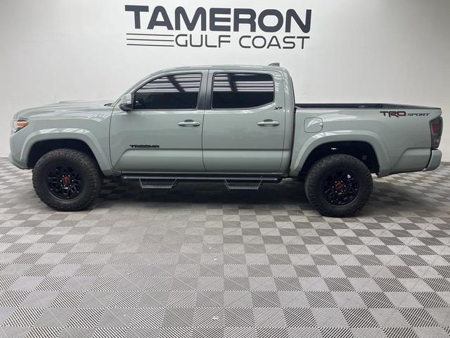 Photo of 2022 Green Toyota Tacoma