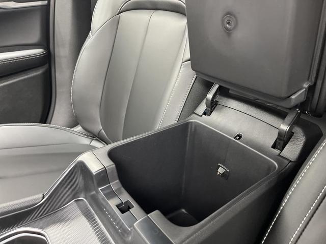 Photo of 2025 Diamond Black Jeep Grand Cherokee
