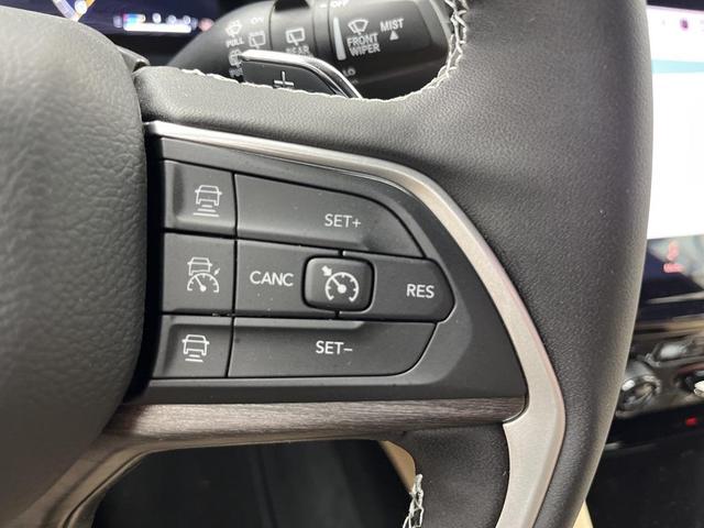 Photo of 2025 Metallic Jeep Grand Cherokee