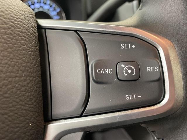 Photo of 2024 Bright White Clearcoat RAM 2500