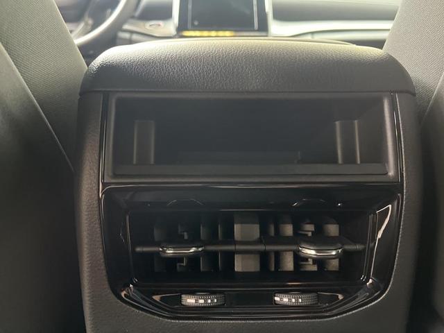 Photo of 2025 Metallic Jeep Grand Cherokee