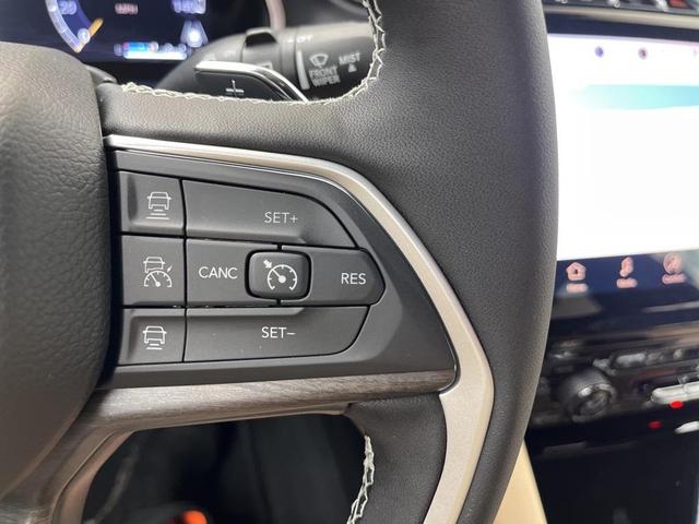 Photo of 2025 Metallic Jeep Grand Cherokee