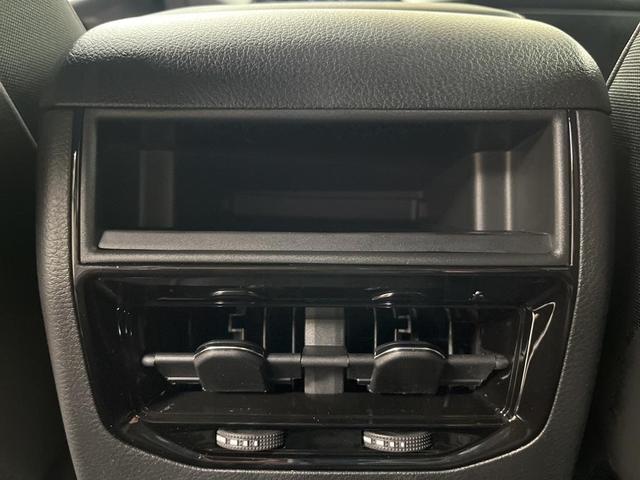 Photo of 2025 Diamond Black Jeep Grand Cherokee