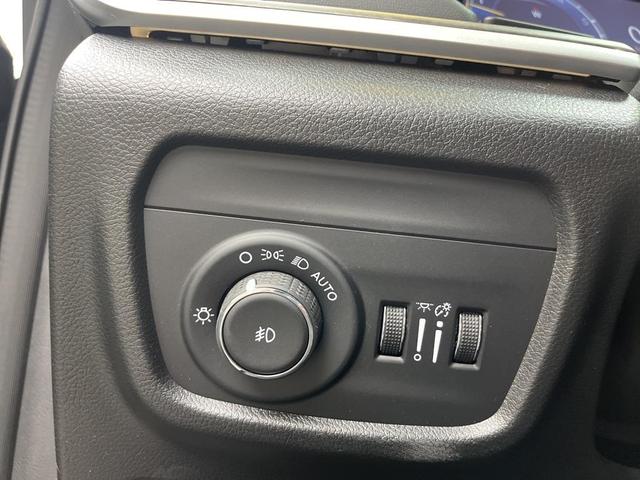 Photo of 2025 Diamond Black Jeep Grand Cherokee