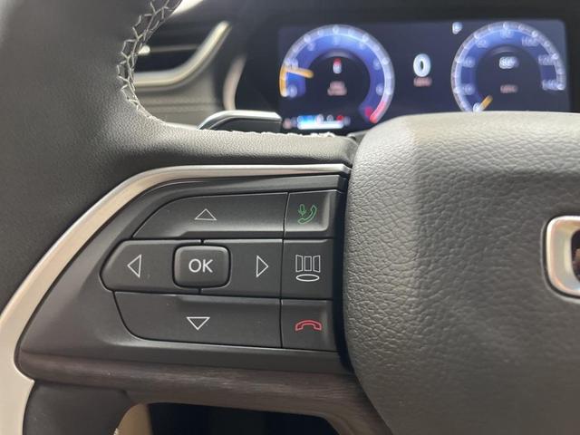 Photo of 2025 Diamond Black Jeep Grand Cherokee