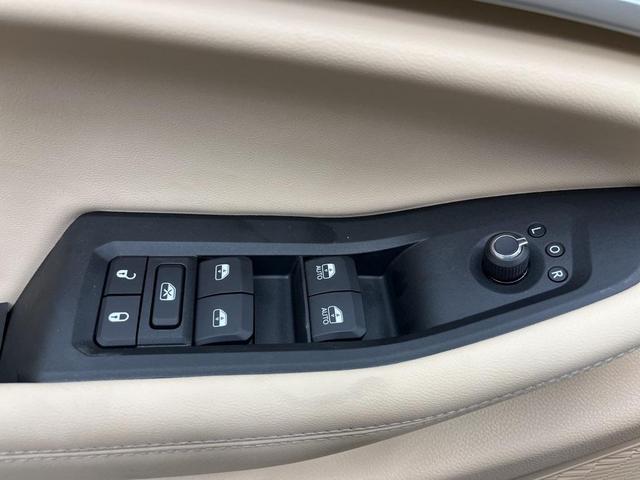 Photo of 2025 Diamond Black Jeep Grand Cherokee