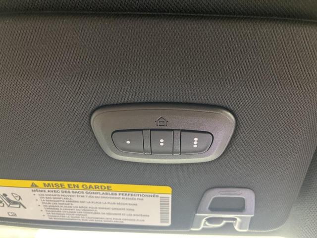 Photo of 2025 Bright White Clearcoat Jeep Grand Cherokee