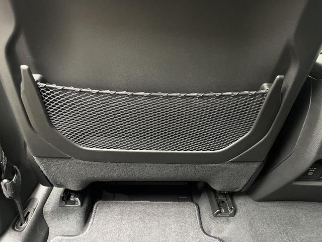 Photo of 2025 Metallic Jeep Grand Cherokee