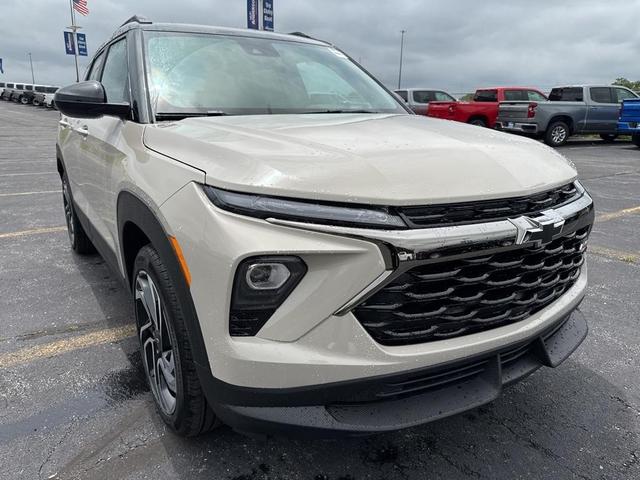 Photo of 2026 White Sand Chevrolet Trailblazer