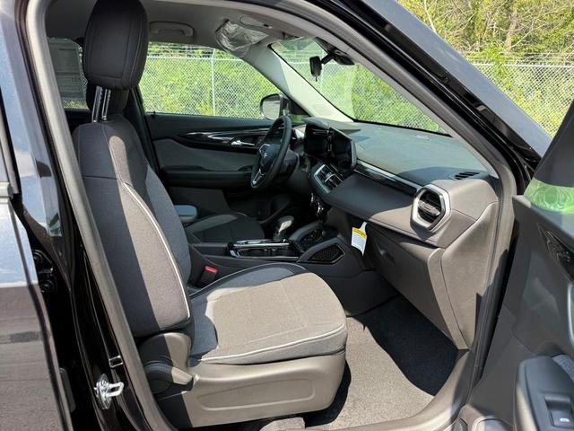Photo of 2026 Mosaic Black Metallic Chevrolet Trailblazer