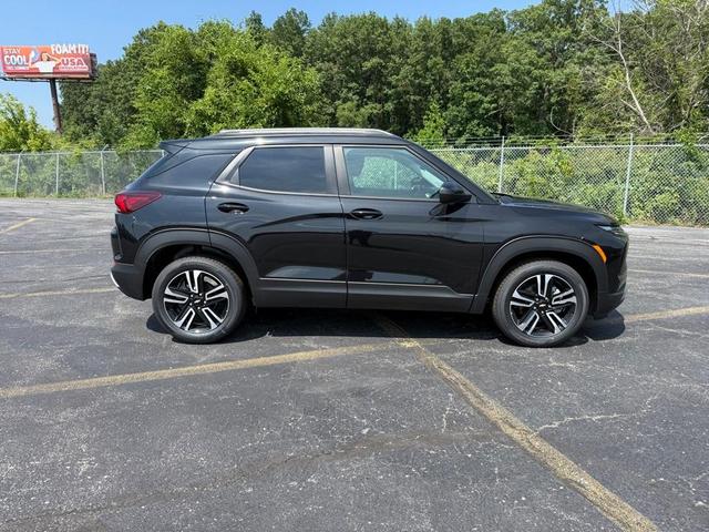 Photo of 2026 Mosaic Black Metallic Chevrolet Trailblazer