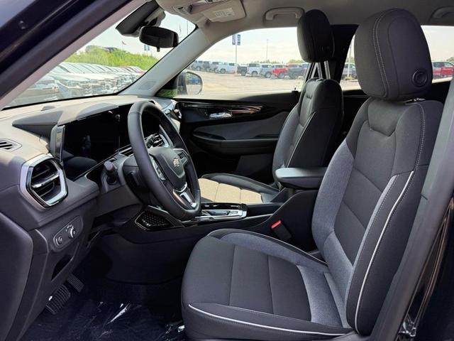 Photo of 2026 Mosaic Black Metallic Chevrolet Trailblazer