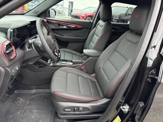 Photo of 2025 Mosaic Black Metallic Chevrolet Trailblazer