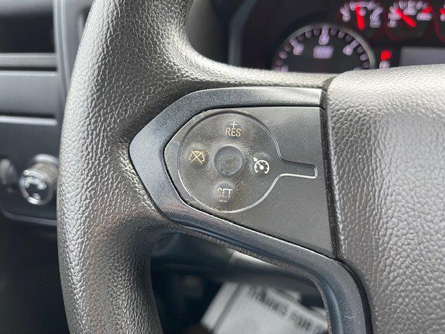 Photo of 2018 White Chevrolet Silverado 1500