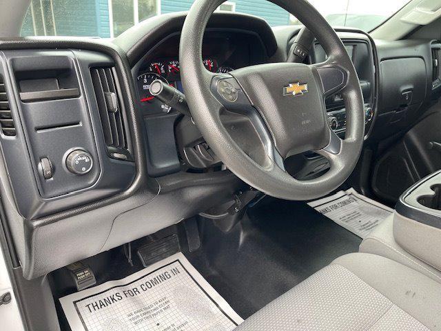 Photo of 2018 White Chevrolet Silverado 1500
