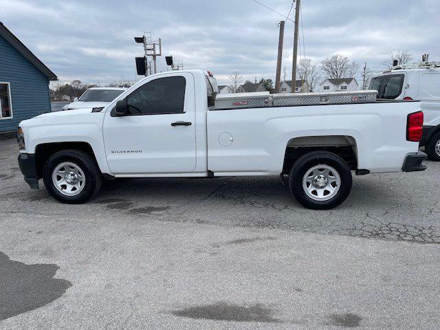 Photo of 2018 White Chevrolet Silverado 1500