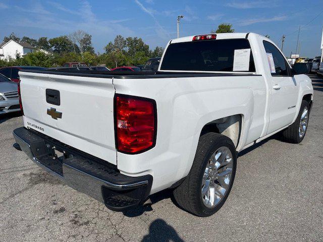Photo of 2018 White Chevrolet Silverado 1500