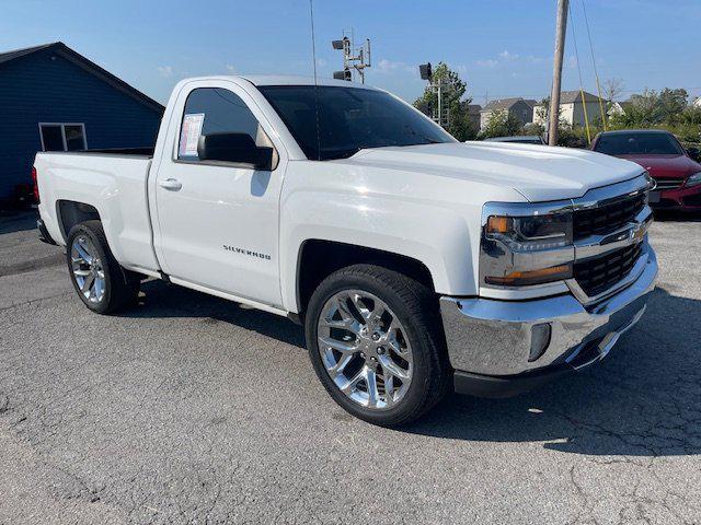 Photo of 2018 White Chevrolet Silverado 1500