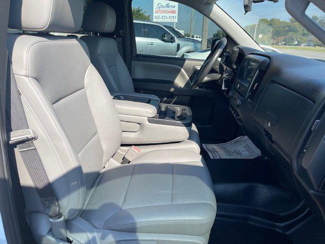 Photo of 2018 White Chevrolet Silverado 1500