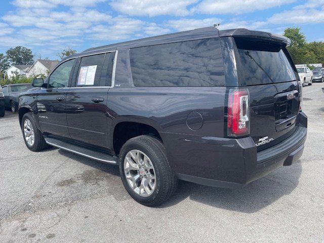 Photo of 2018 Gray GMC Yukon XL