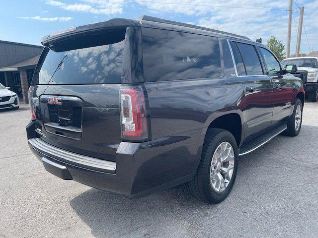 Photo of 2018 Gray GMC Yukon XL