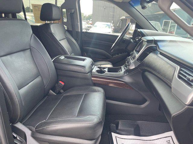 Photo of 2018 Gray GMC Yukon XL