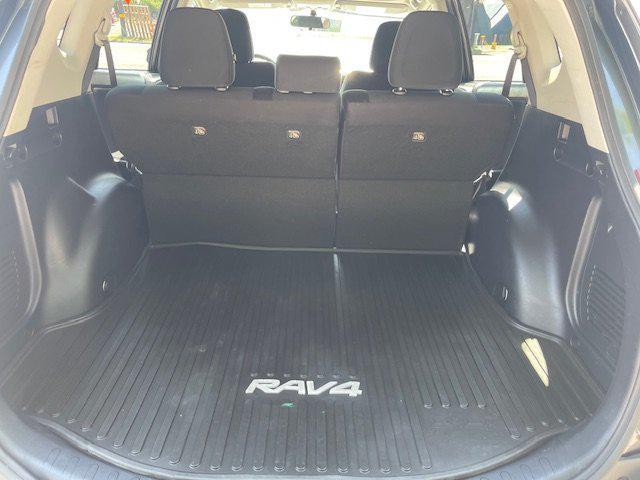 Photo of 2015 Gray Toyota RAV4