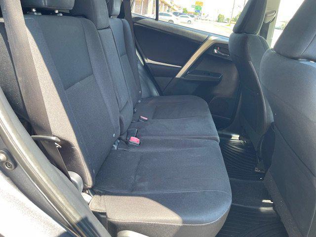 Photo of 2015 Gray Toyota RAV4