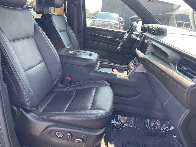 Photo of 2021 Gray GMC Yukon XL