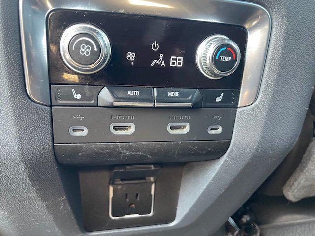 Photo of 2021 Gray GMC Yukon XL