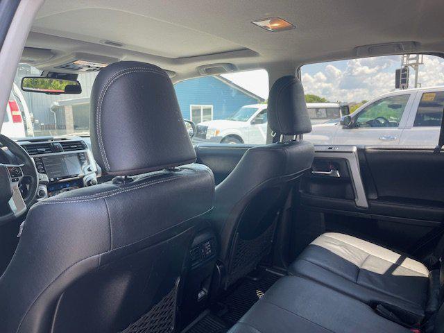 Photo of 2020 Gray Toyota 4Runner