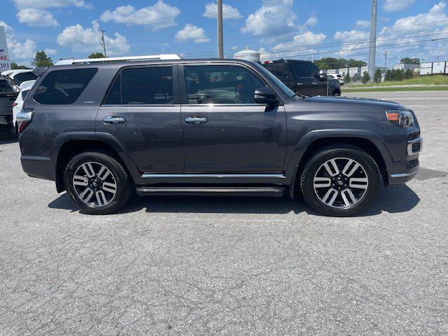 Photo of 2020 Gray Toyota 4Runner