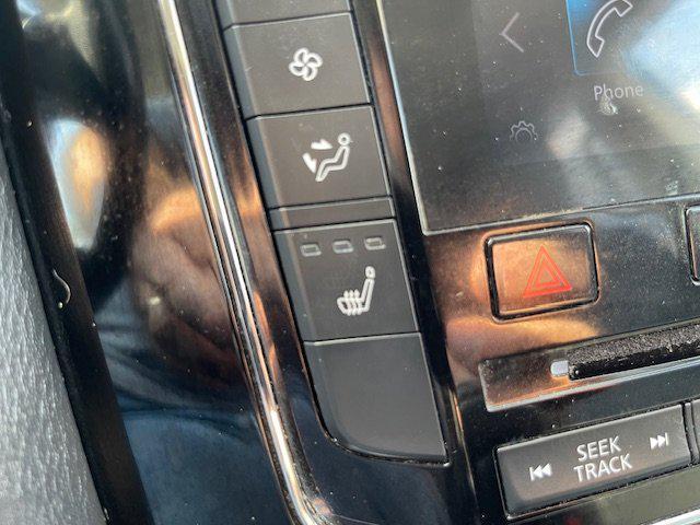 Photo of 2020 Silver INFINITI QX80