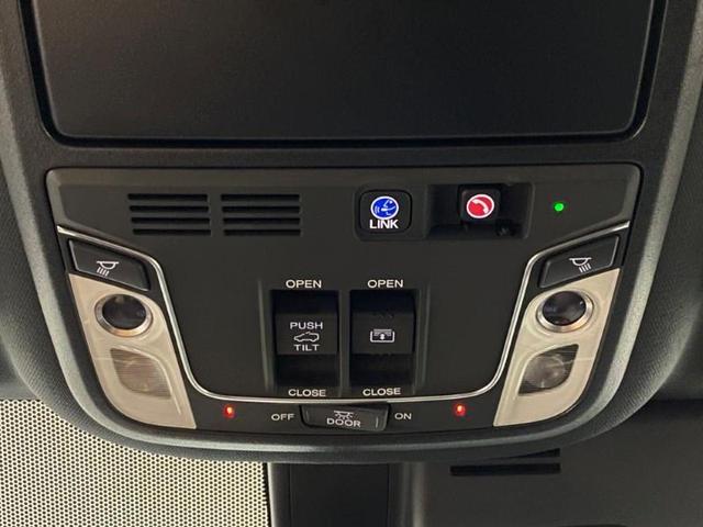Photo of 2020 Black Honda Pilot
