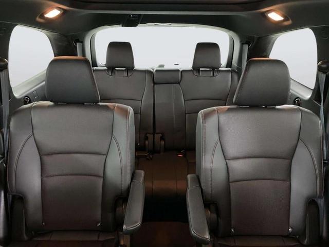 Photo of 2020 Black Honda Pilot