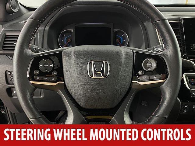 Photo of 2020 Black Honda Pilot
