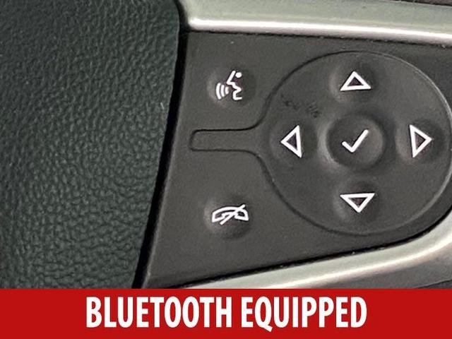 Photo of 2024 White GMC Terrain